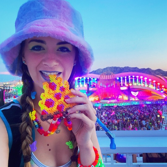 Meet your Posher, Paitton - Picture 3 of 5